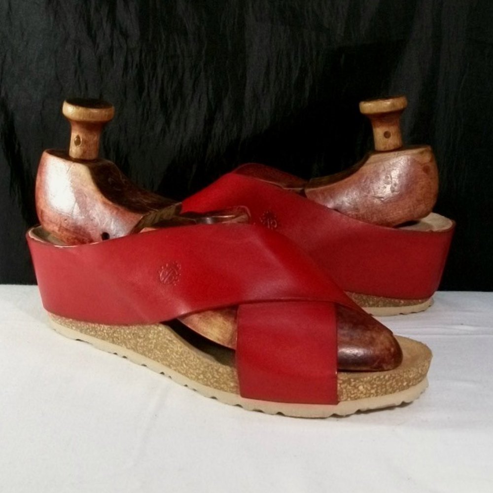 YOKONO MORA DOUBLE BAND RED SMOOTH LEATHER WEDGE WOMEN'S SANDALS 9.5M